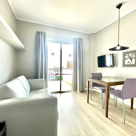 Studio With Pool,wifi, 600 M From Cristianos * Los Cristianos (Tenerife)